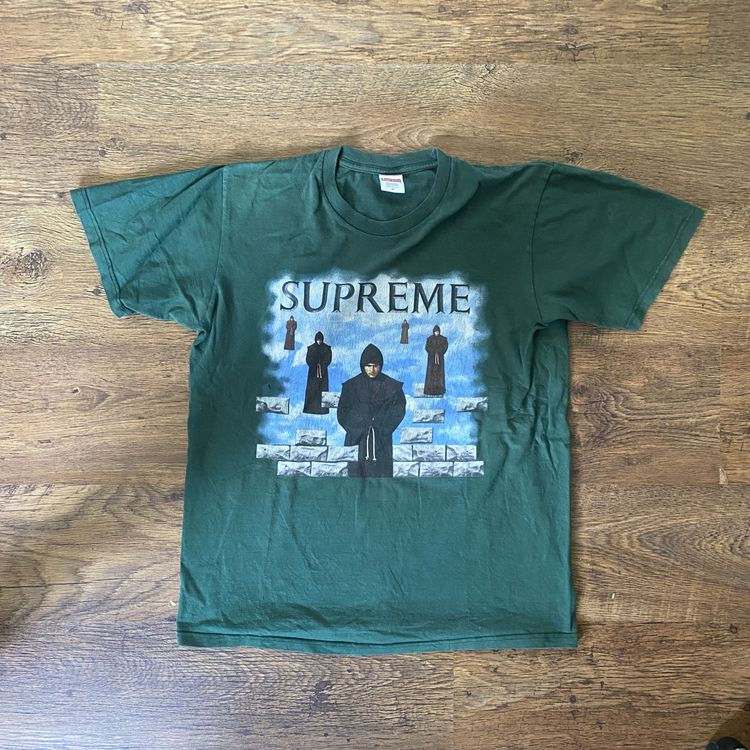 Supreme T-shirt
